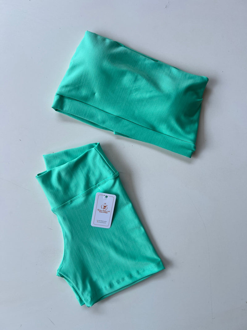 Conjunto top faixa M